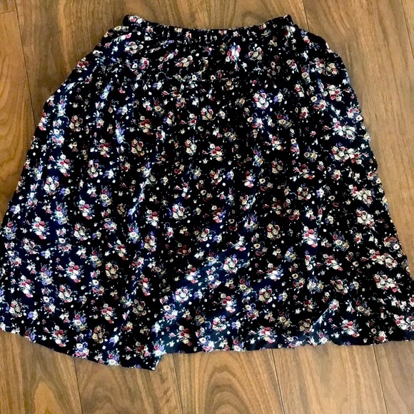 Vintage A-Line flowy light spring summer midi skirt - Picture 3 of 5